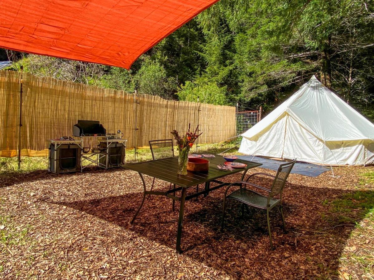 Glamping In The Redwoods With A Hot Tub! Hotel Garberville Exterior photo