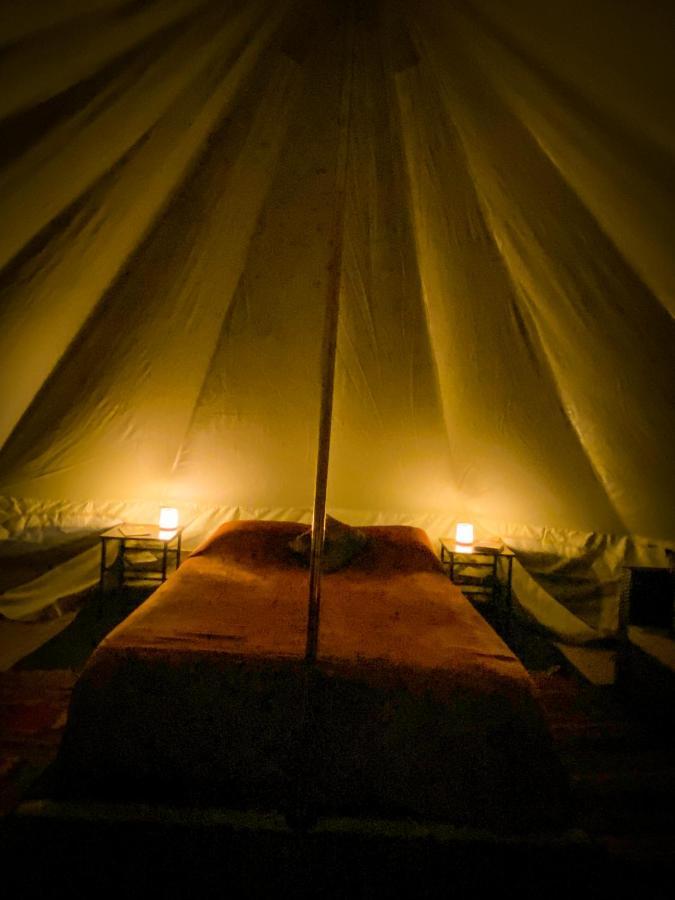 Glamping In The Redwoods With A Hot Tub! Hotel Garberville Exterior photo